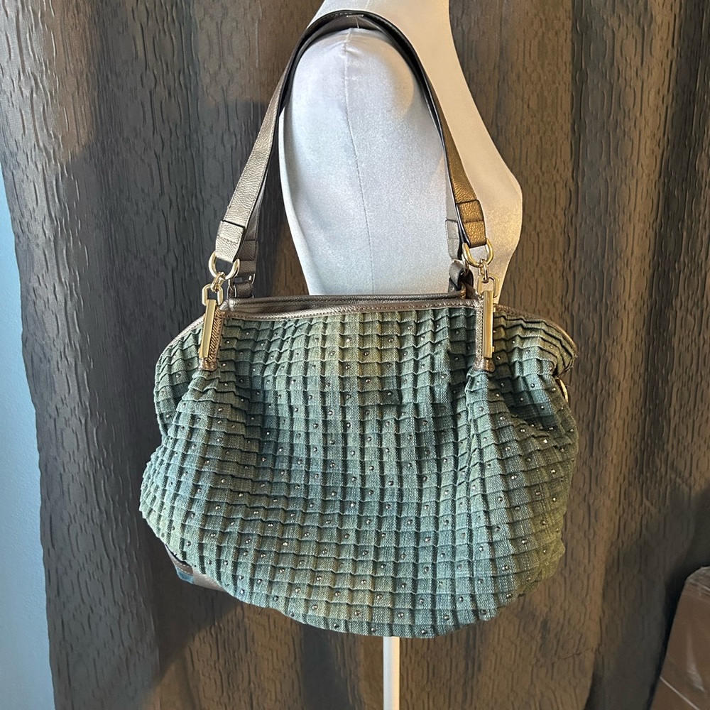 Elegant Textured Shoulder Bag in denim blue